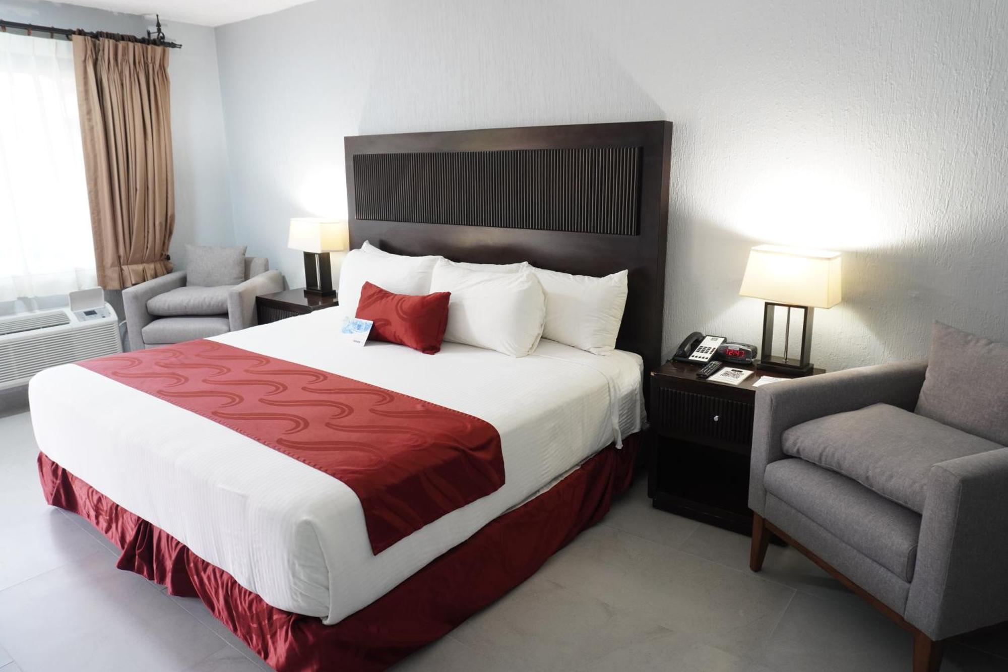 Quality Inn Piedras Negras Esterno foto