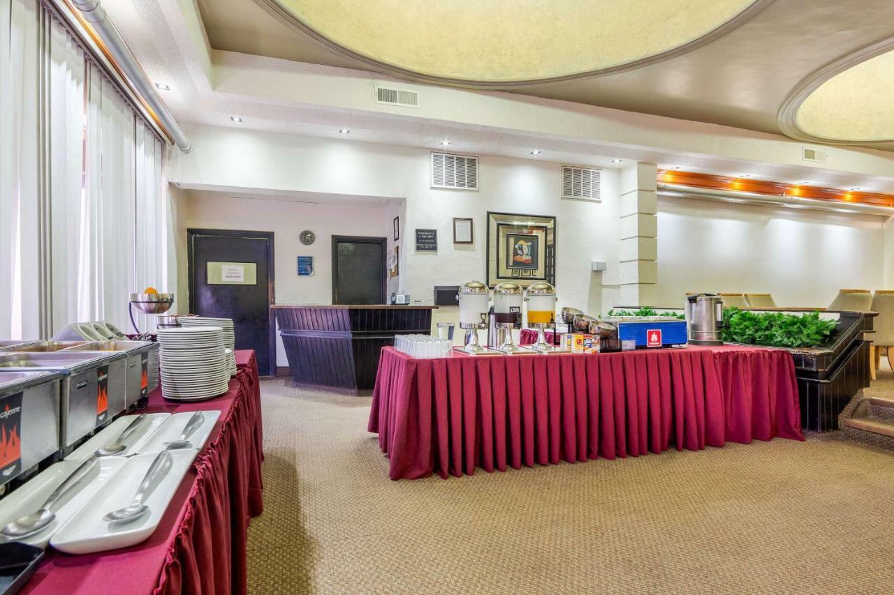 Quality Inn Piedras Negras Esterno foto